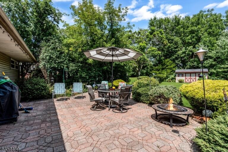Property listing MLS 4047383 photo 27
