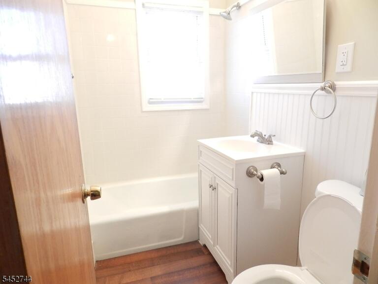 Property listing MLS 4047384 photo 7