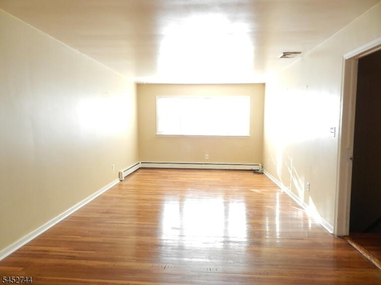 Property listing MLS 4047384 photo 8