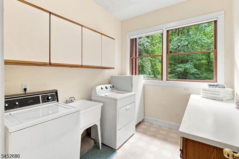 Property listing MLS 4047421 photo 18