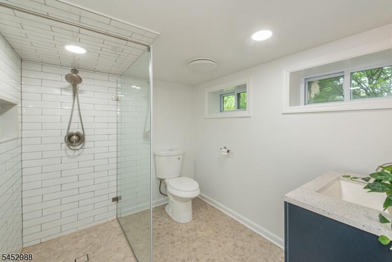 Property listing MLS 4047442 photo 25