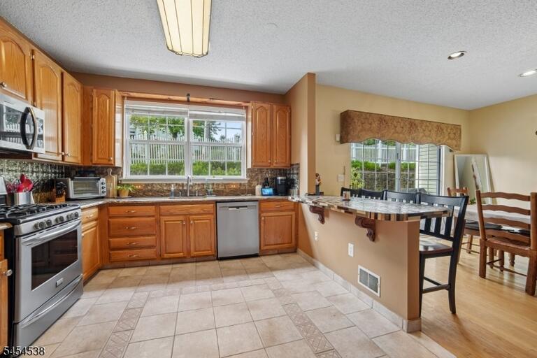 Property listing MLS 4047445 photo 12