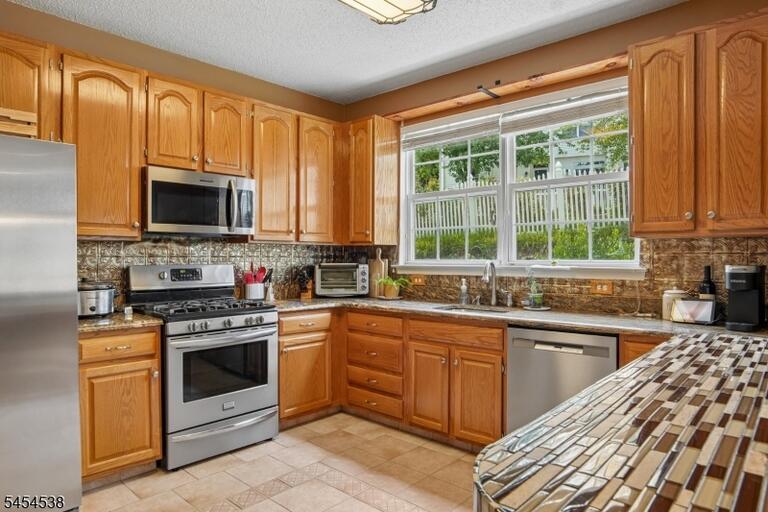 Property listing MLS 4047445 photo 13