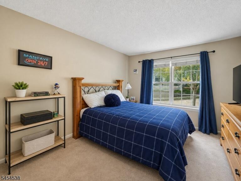 Property listing MLS 4047445 photo 23