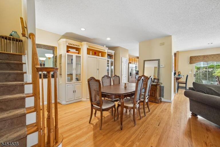 Property listing MLS 4047445 photo 9