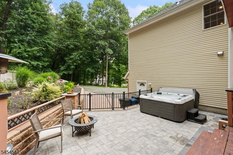 Property listing MLS 4047462 photo 32