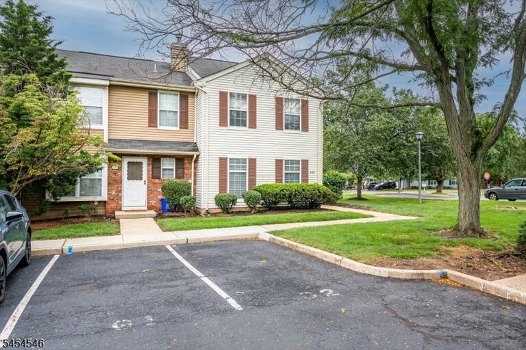 Property listing MLS 4047464 photo 1
