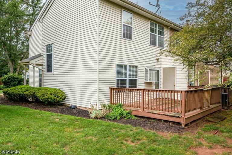 Property listing MLS 4047464 photo 33