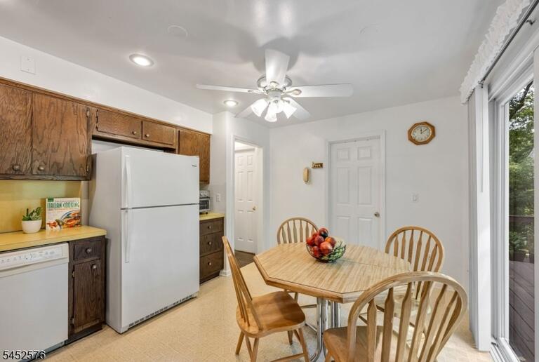 Property listing MLS 4047476 photo 11