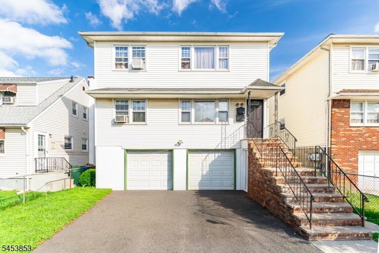 Property listing MLS 4047507 photo 2
