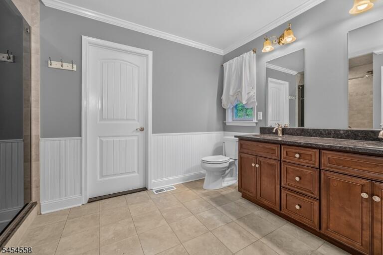Property listing MLS 4047510 photo 12