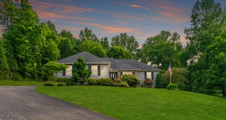 Property listing MLS 4047510 photo 22