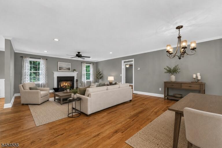 Property listing MLS 4047510 photo 4