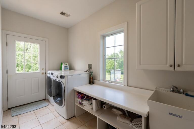 Property listing MLS 4047526 photo 23