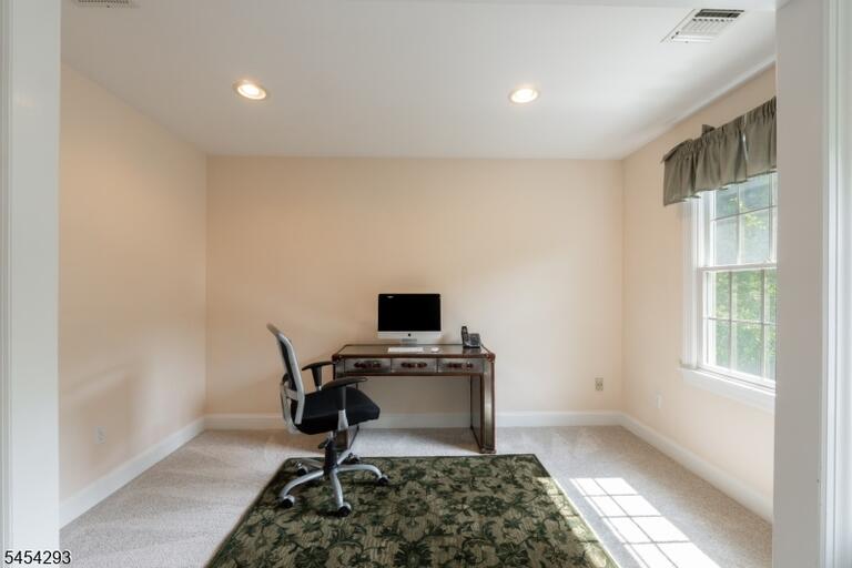Property listing MLS 4047526 photo 26