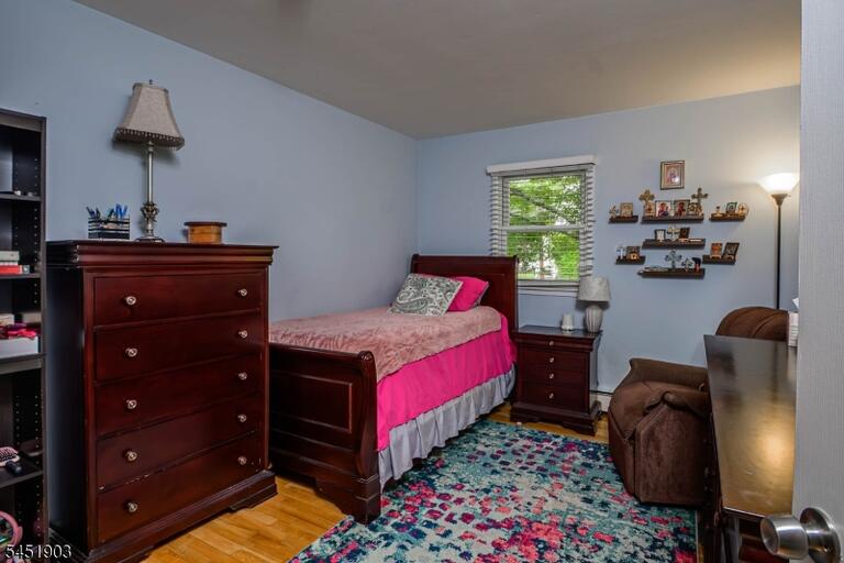 Property listing MLS 4047535 photo 33