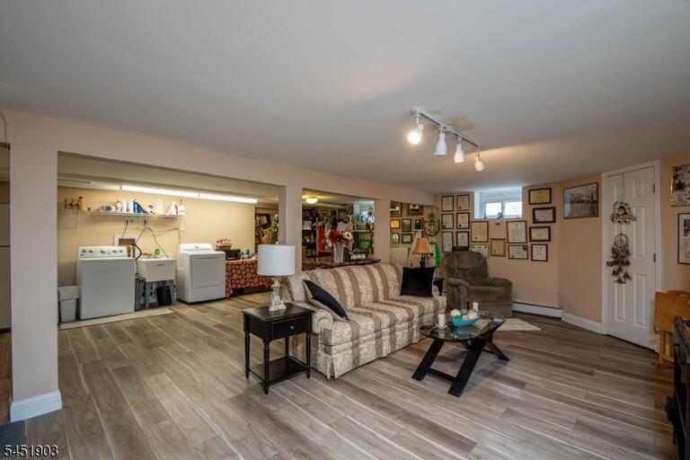 Property listing MLS 4047535 photo 37