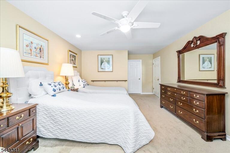 Property listing MLS 4047537 photo 16