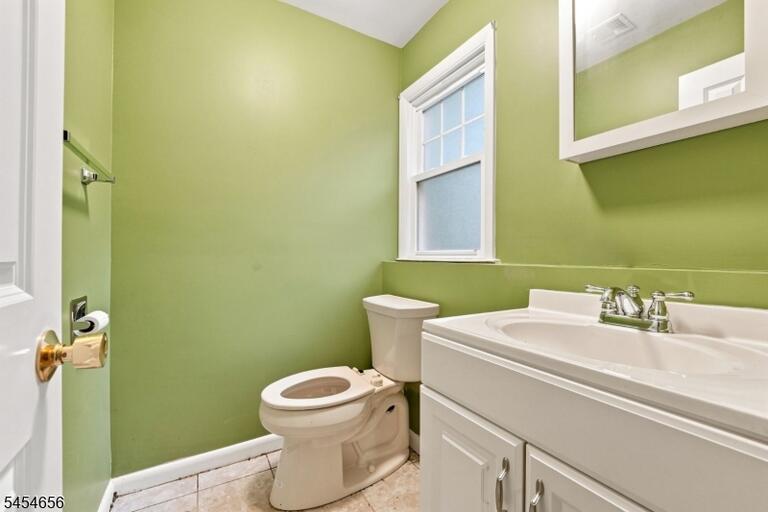 Property listing MLS 4047543 photo 15