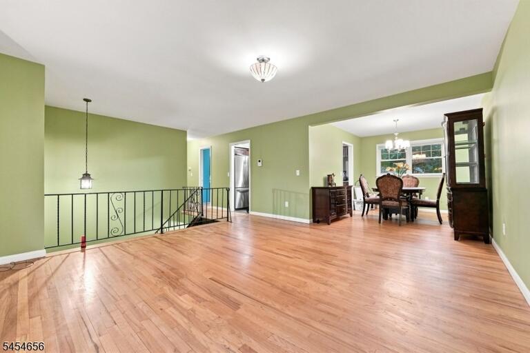 Property listing MLS 4047543 photo 20