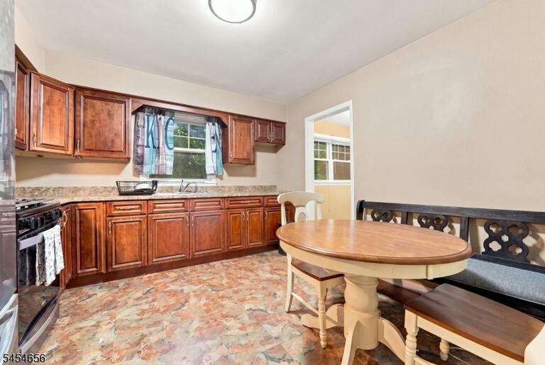 Property listing MLS 4047543 photo 23