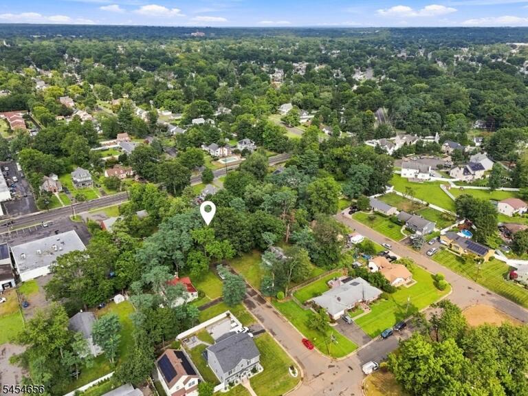 Property listing MLS 4047543 photo 27