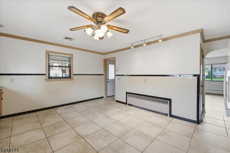 Property listing MLS 4047551 photo 24
