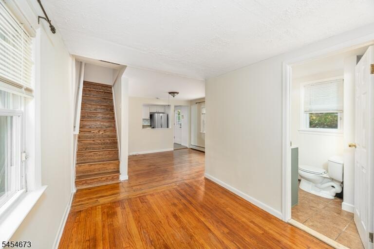 Property listing MLS 4047560 photo 11
