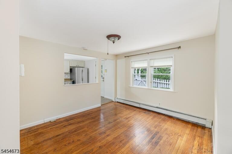 Property listing MLS 4047560 photo 7
