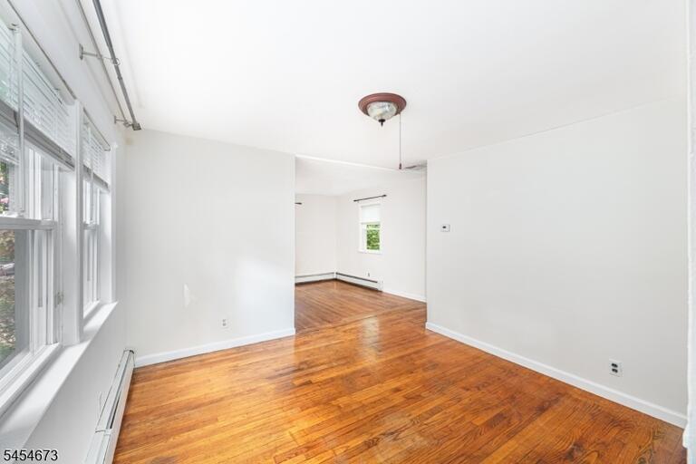 Property listing MLS 4047560 photo 8