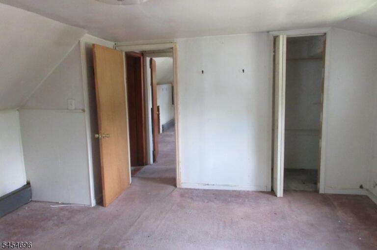 Property listing MLS 4047561 photo 18
