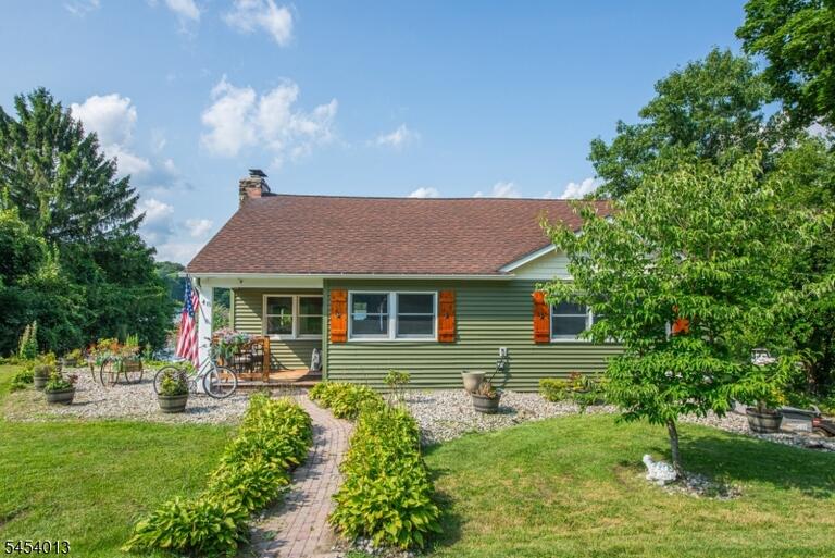 Property listing MLS 4047569 photo 4