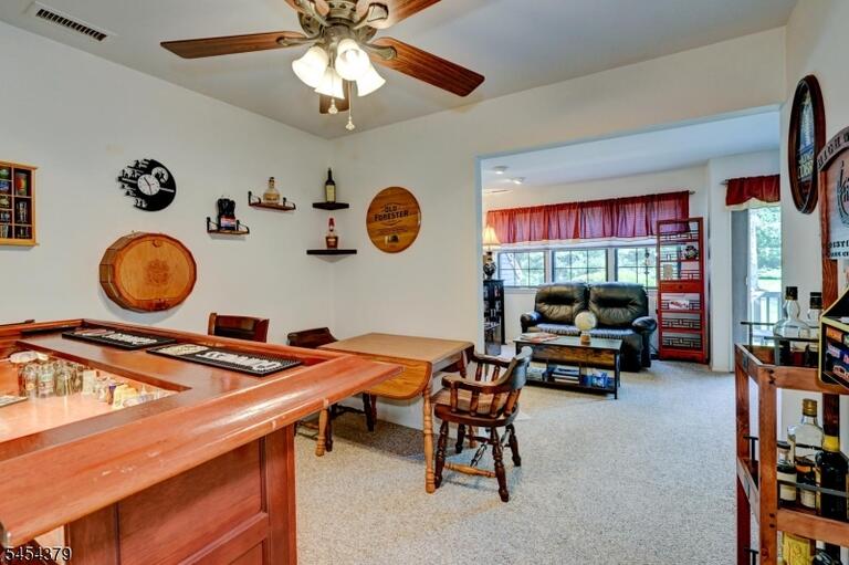 Property listing MLS 4047652 photo 11