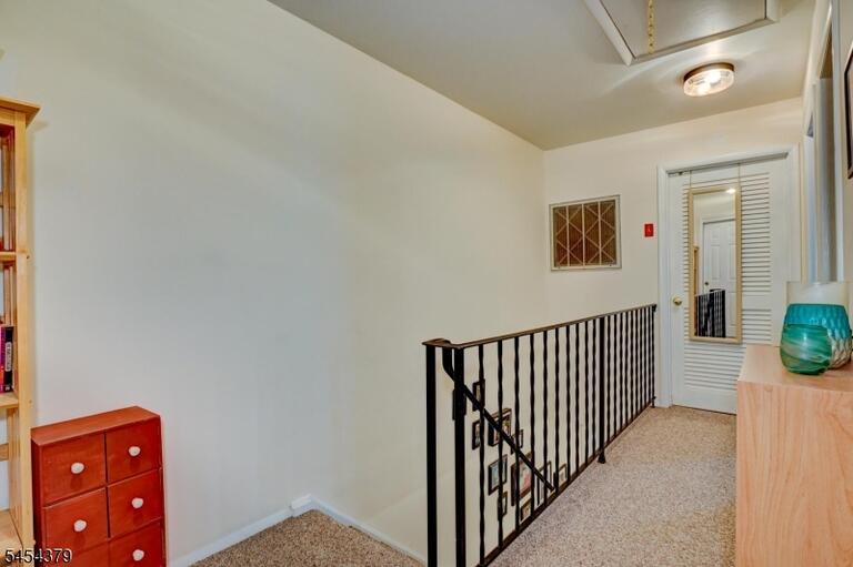Property listing MLS 4047652 photo 23