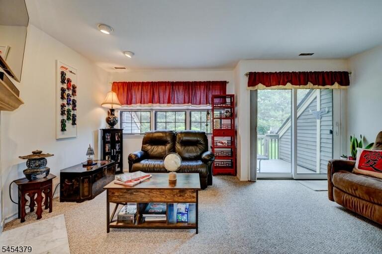 Property listing MLS 4047652 photo 6
