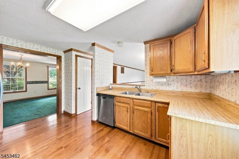 Property listing MLS 4047654 photo 12