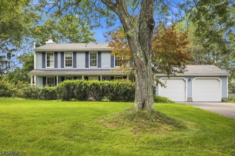 Property listing MLS 4047654 photo 2