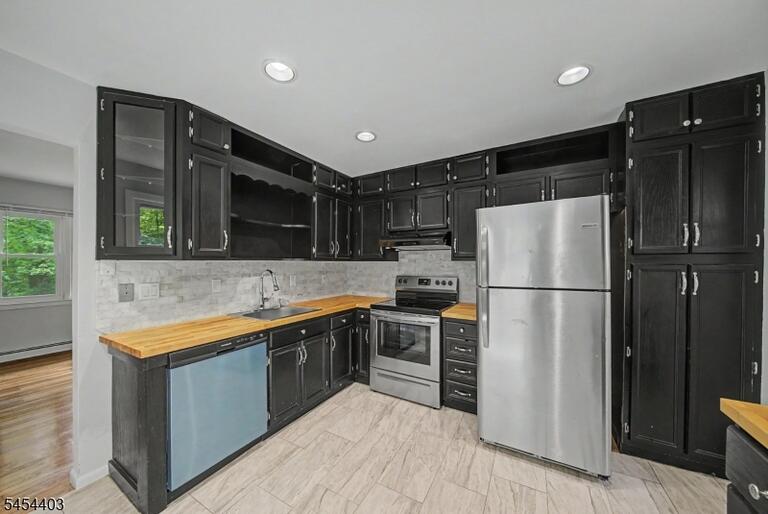 Property listing MLS 4047695 photo 23