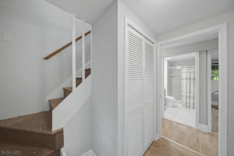 Property listing MLS 4047695 photo 4