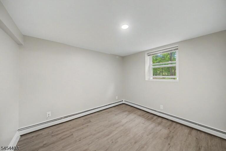 Property listing MLS 4047695 photo 5