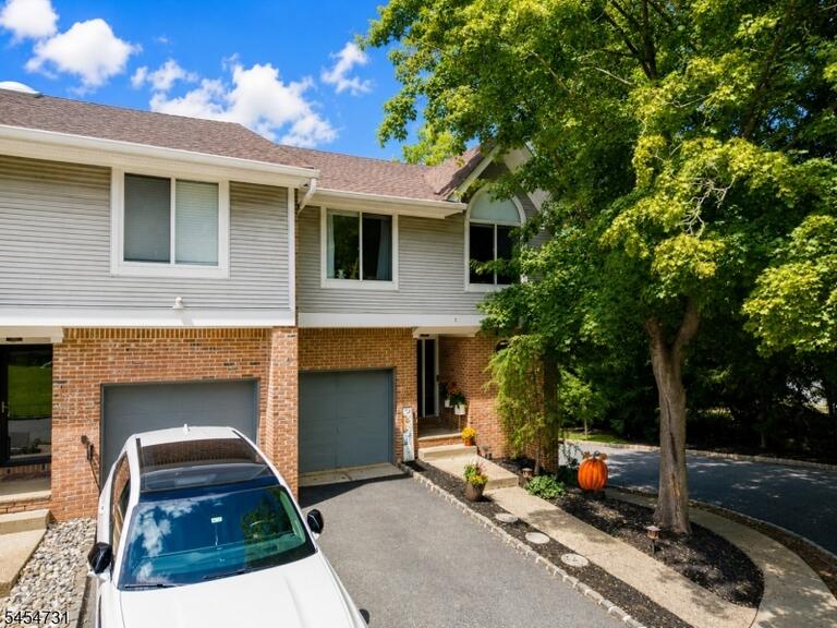 Property listing MLS 4047697 photo 30