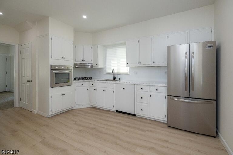 Property listing MLS 4047705 photo 9