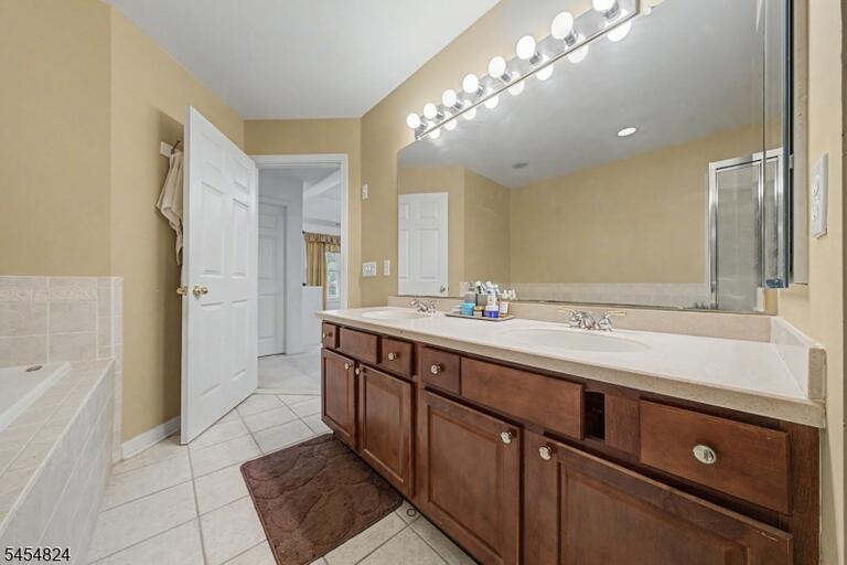 Property listing MLS 4047707 photo 20
