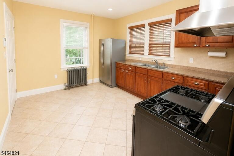 Property listing MLS 4047712 photo 18