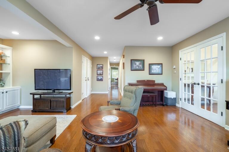 Property listing MLS 4047714 photo 8