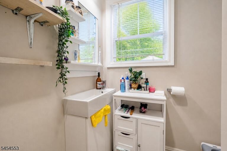 Property listing MLS 4047722 photo 17