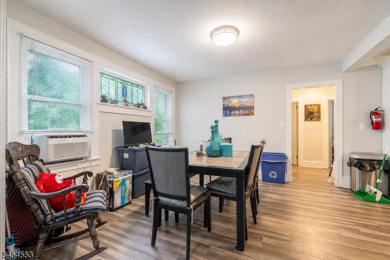 Property listing MLS 4047722 photo 4