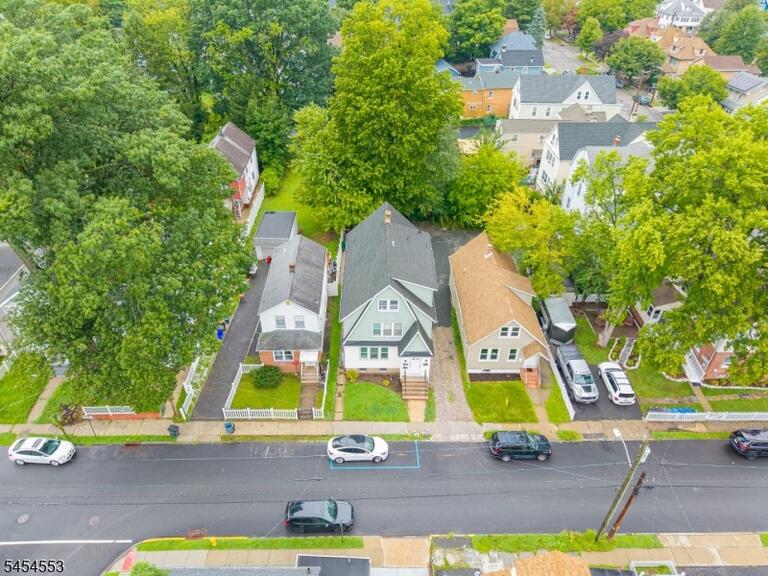 Property listing MLS 4047722 photo 44