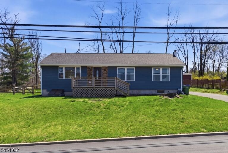 Property listing MLS 4047726 photo 2