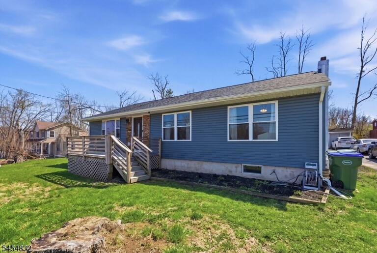 Property listing MLS 4047726 photo 3